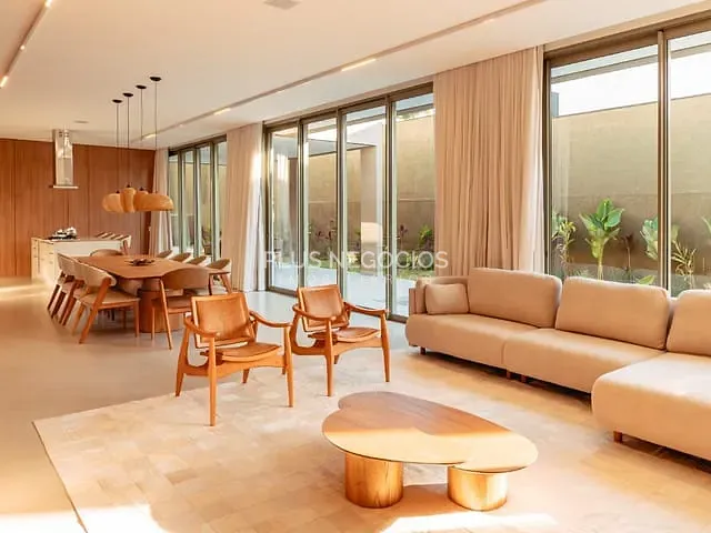 Casa com 1000m² 3 quartos e 5 banheiros, à venda, no bairro Parque Ecoresidencial Fazenda Jequitibá em Sorocaba