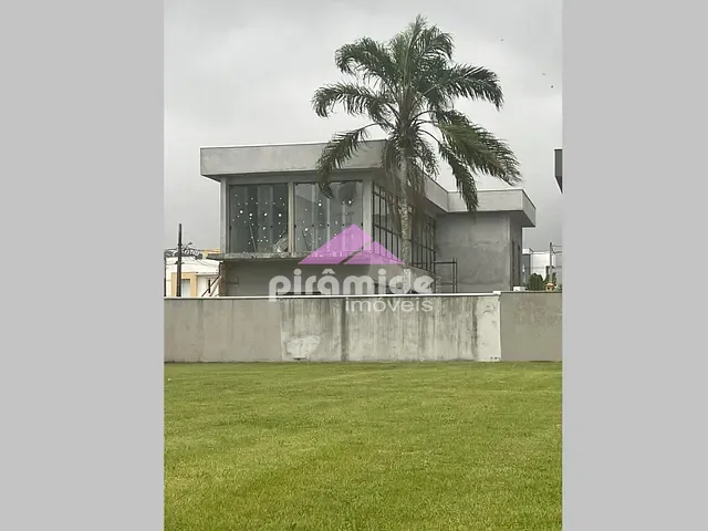 Casa com 360m² 3 quartos e 4 banheiros, à venda, no bairro Massaguaçu em Caraguatatuba