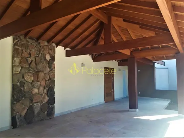 Casa com 373m² 3 quartos e 4 banheiros, à venda, no bairro Parque São Luís em Taubaté