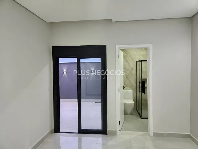 Casa com 202m² 3 quartos e 3 banheiros, à venda, no bairro Wanel Ville em Sorocaba
