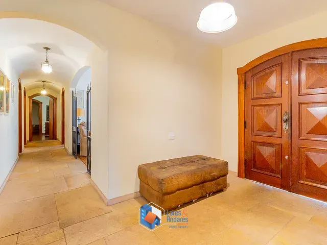 Casa com 678m² 3 quartos e 4 banheiros, à venda, no bairro Alto de Pinheiros em São Paulo