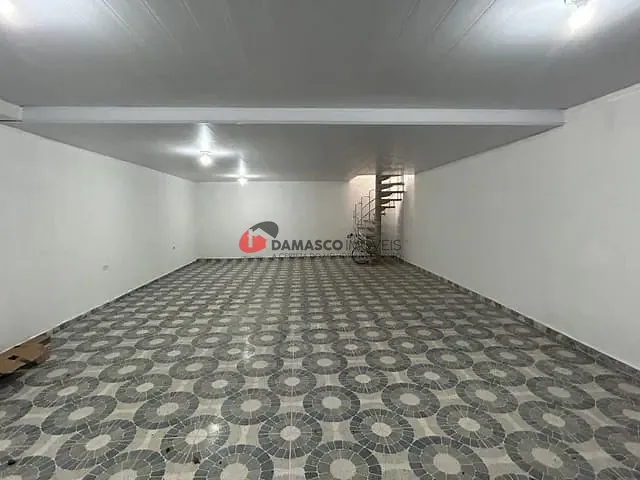 Casa com 129m² 2 quartos e 3 banheiros, à venda, no bairro Olímpico em São Caetano do Sul