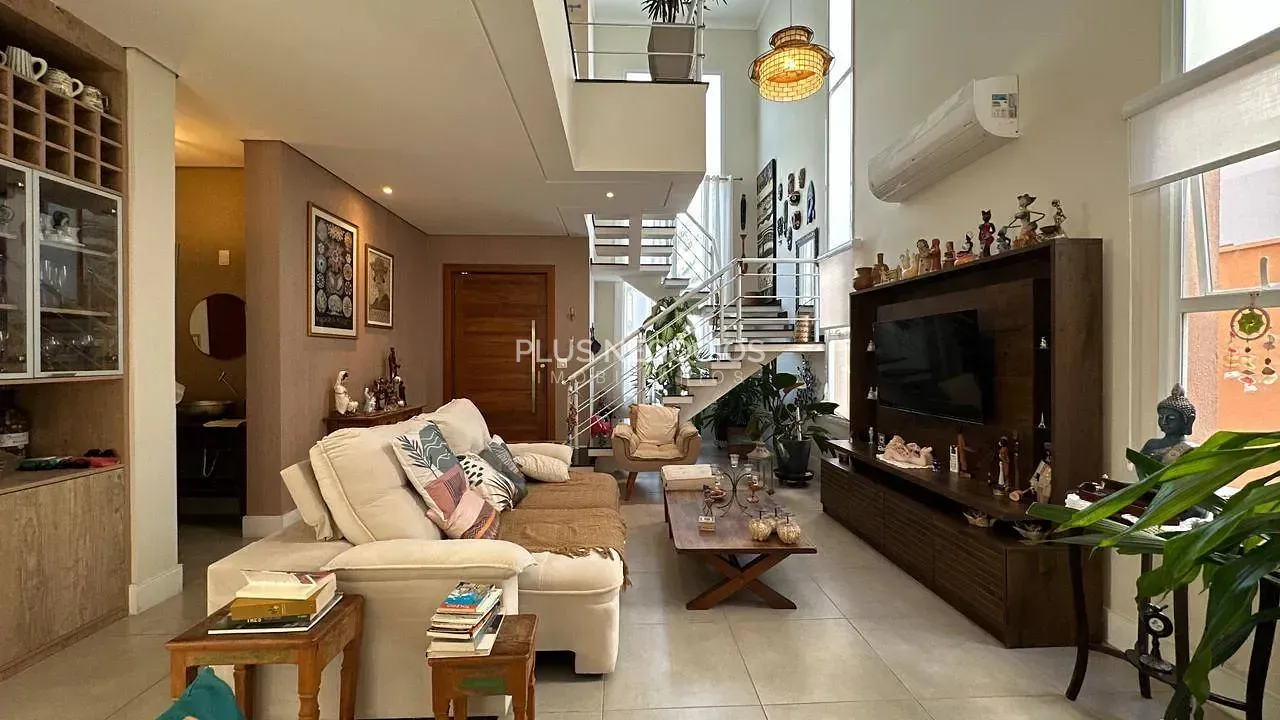 Casa, 3 quartos, 261 m² - Foto 2