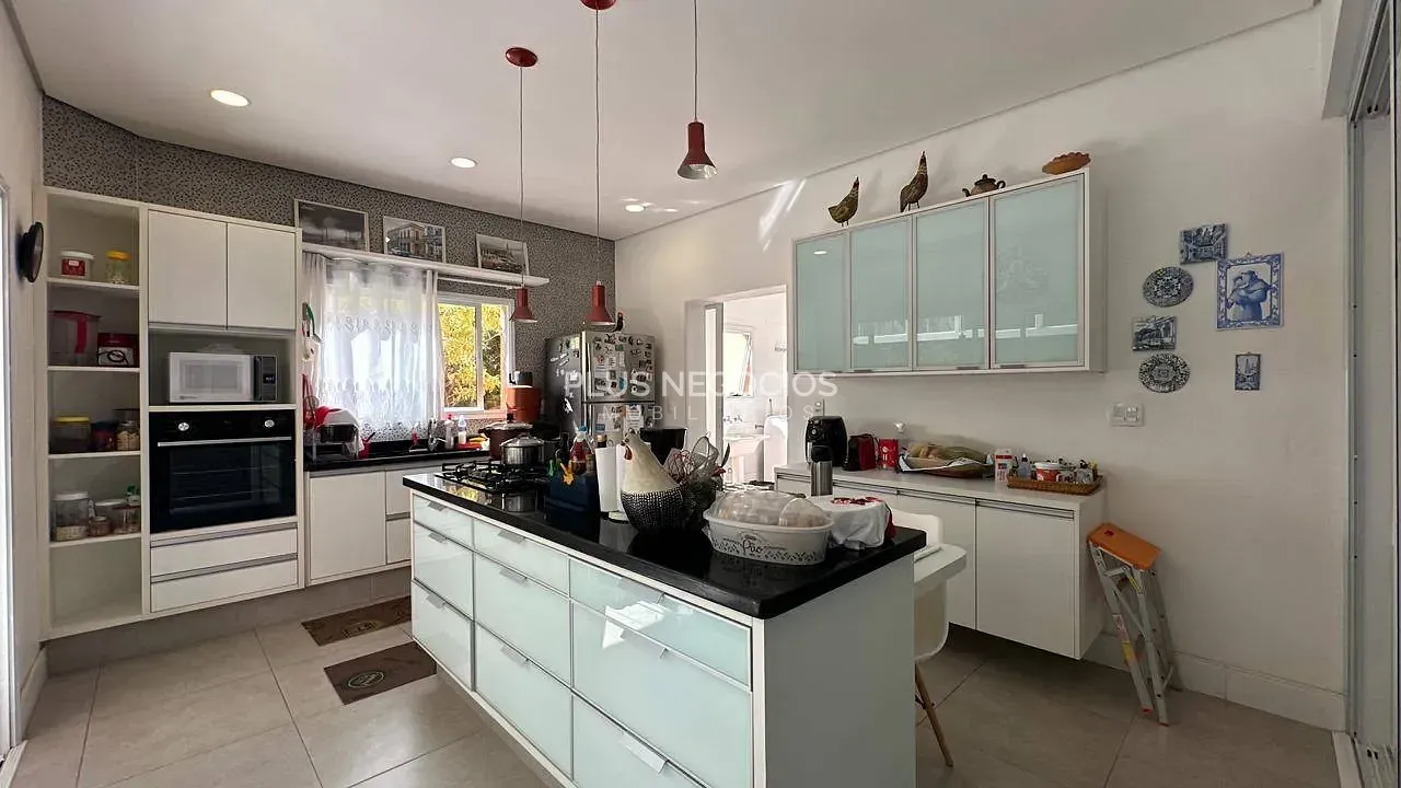 Casa, 3 quartos, 261 m² - Foto 13