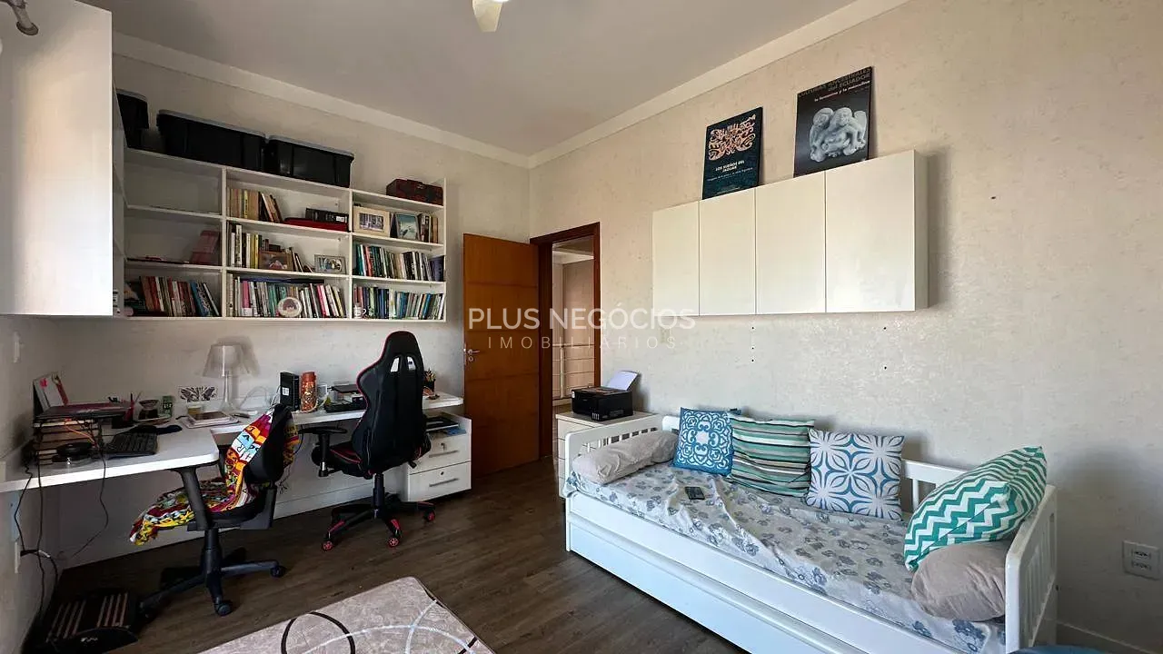 Casa, 3 quartos, 261 m² - Foto 36