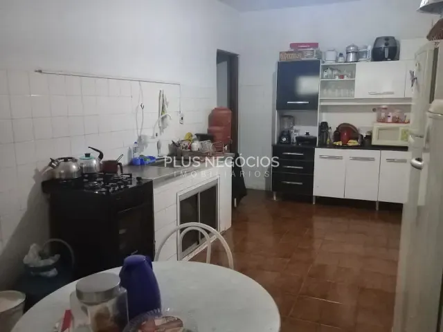 Casa com 225m² 2 quartos e 1 banheiro, à venda, no bairro Jardim Europa em Sorocaba