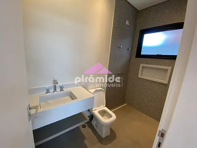 Casa com 489m² 4 quartos e 2 banheiros, à venda, no bairro Urbanova em São José dos Campos