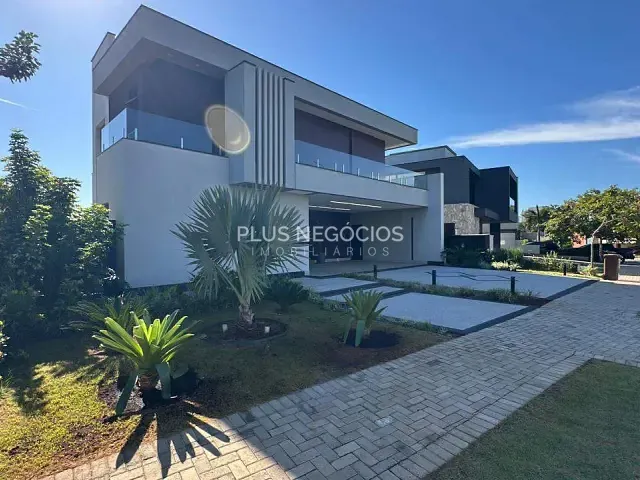 Casa com 450m² 4 quartos e 5 banheiros, à venda, no bairro Alphaville Nova Esplanada em Votorantim