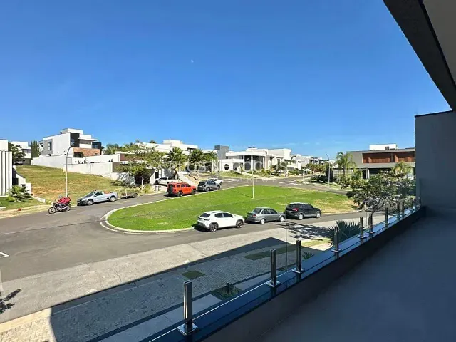 Casa com 450m² 4 quartos e 5 banheiros, à venda, no bairro Alphaville Nova Esplanada em Votorantim