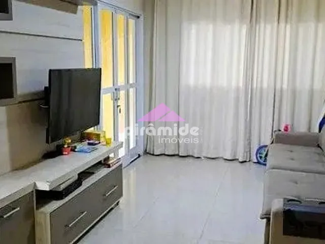 Casa com 125m² 3 quartos e 1 banheiro, à venda, no bairro Jardim Itapoã em São José dos Campos