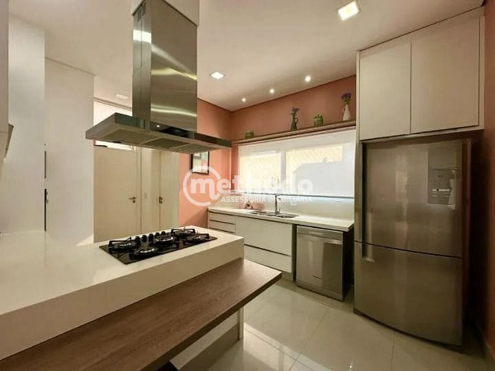 Casa, 3 quartos, 326 m² - Foto 8