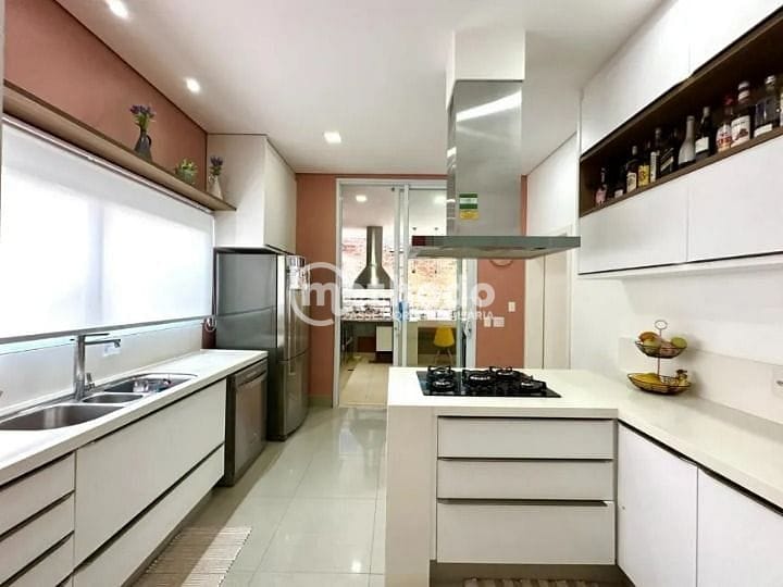 Casa, 3 quartos, 326 m² - Foto 9