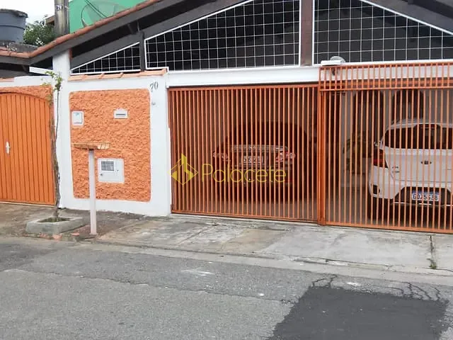 Casa com 300m² 4 quartos e 3 banheiros, à venda, no bairro Parque São Domingos em Pindamonhangaba