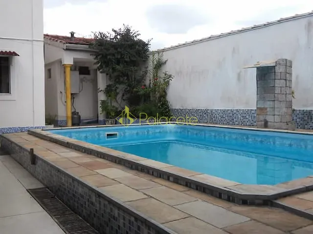 Casa com 300m² 4 quartos e 3 banheiros, à venda, no bairro Parque São Domingos em Pindamonhangaba