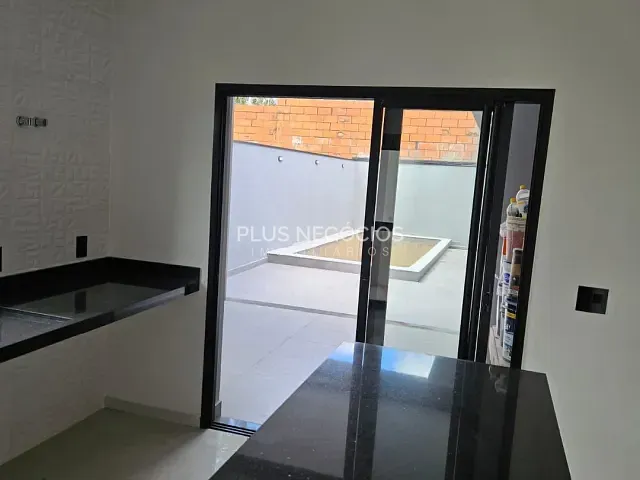 Casa com 212m² 3 quartos e 3 banheiros, à venda, no bairro Jardim Novo Horizonte em Sorocaba