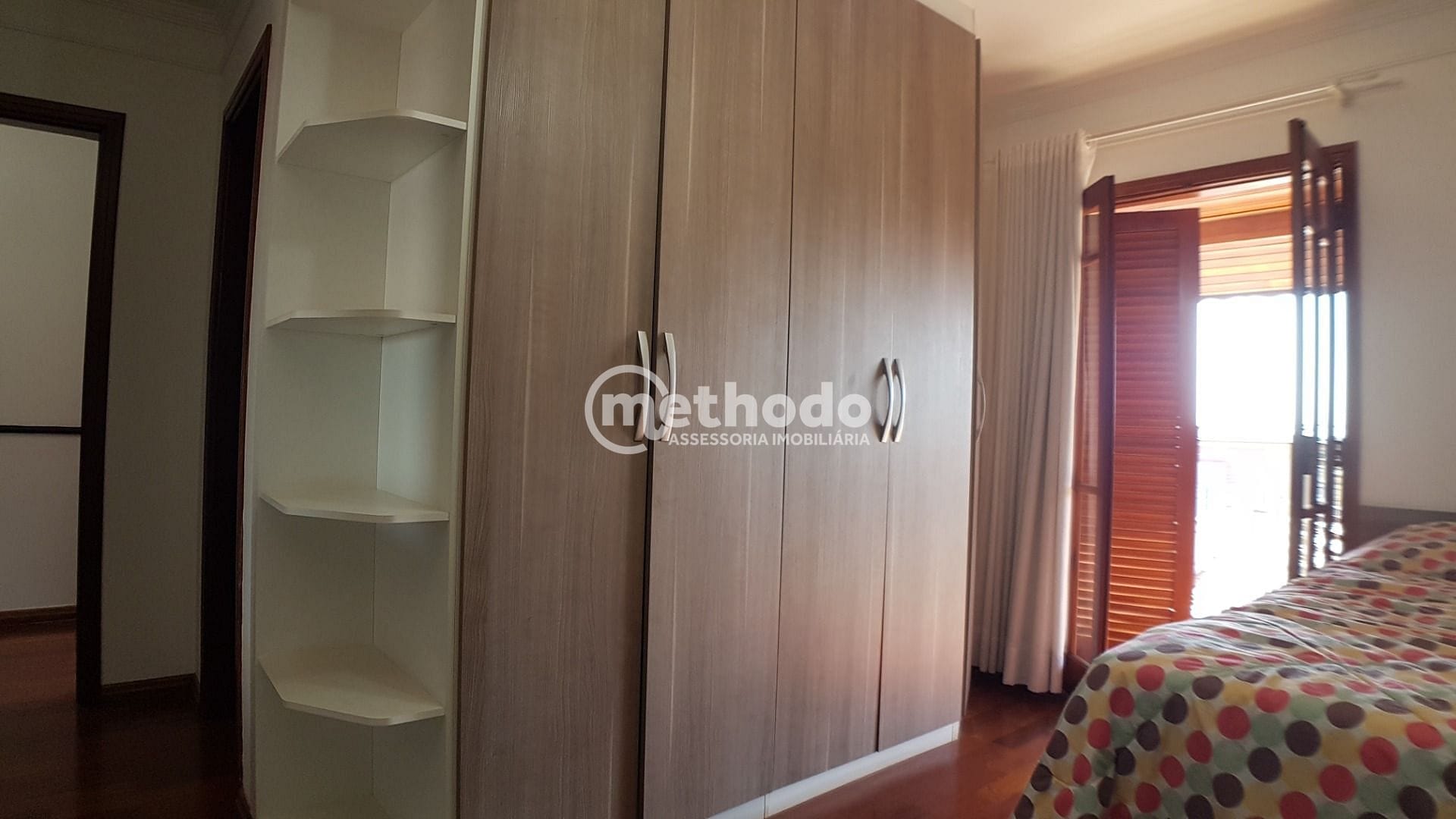 Casa, 4 quartos, 289 m² - Foto 54