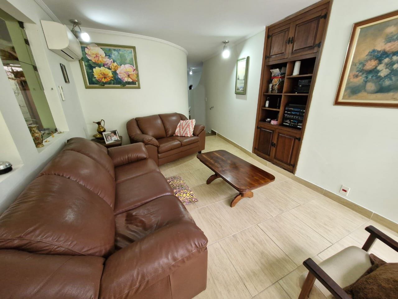 Casa à venda com 239m², Jardim São Caetano, São Caetano do Sul, SP