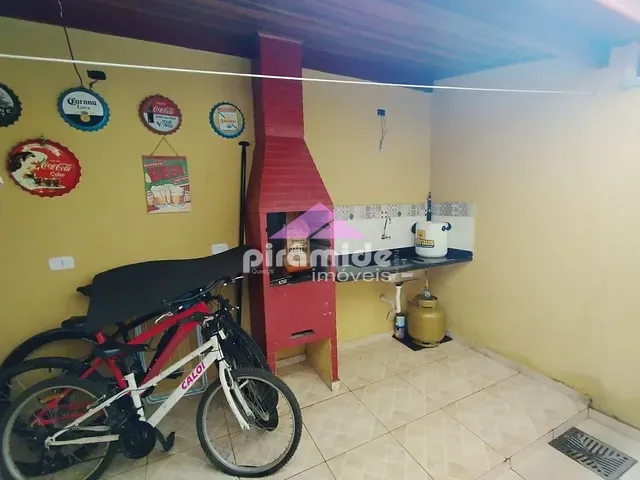 Casa com 100m² 2 quartos e 3 banheiros, à venda, no bairro Jardim do Sol em Caraguatatuba
