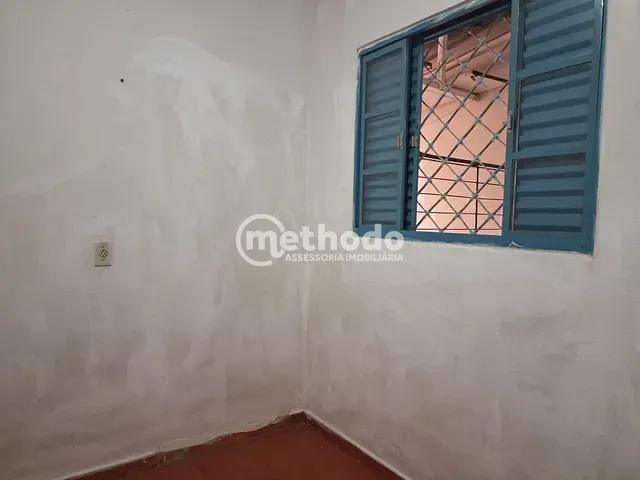 Casa com 255m² 3 quartos e 1 banheiro, à venda, no bairro Vila Joao Jorge em Campinas