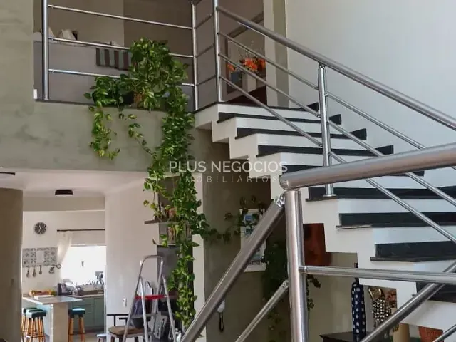 Casa 3 quartos e 4 banheiros, à venda, no bairro Jardim Icatu em Votorantim
