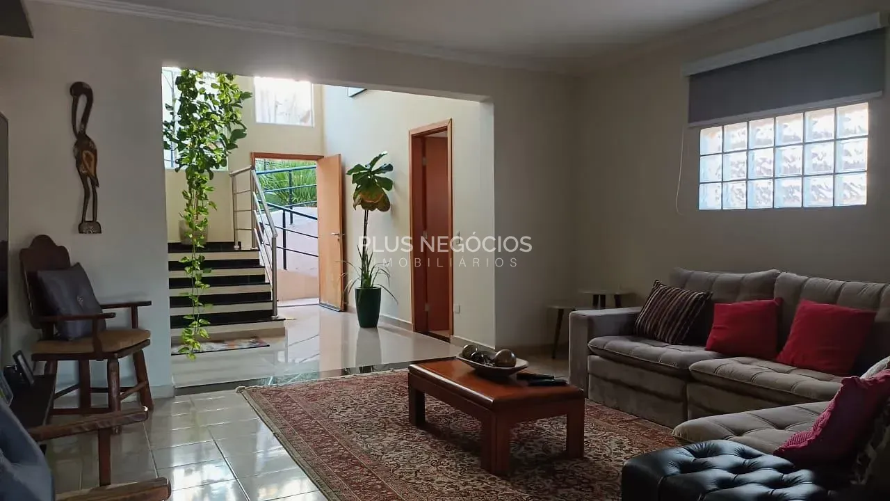 Casa, 3 quartos, 233 m² - Foto 3