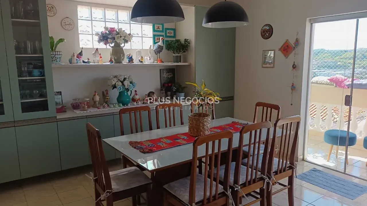 Casa, 3 quartos, 233 m² - Foto 6