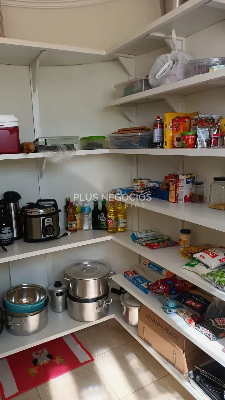 Casa, 3 quartos, 233 m² - Foto 10
