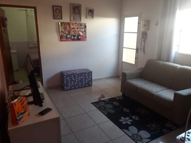 Casa com 125m² 2 quartos e 1 banheiro, à venda, no bairro Jardim do Vale em Guaratinguetá