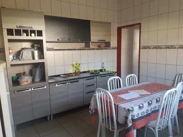 Casa com 125m² 2 quartos e 1 banheiro, à venda, no bairro Jardim do Vale em Guaratinguetá