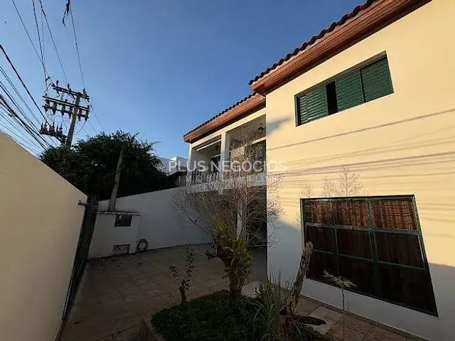 Casa com 255m² 3 quartos e 3 banheiros, à venda, no bairro Vila Domingues em Votorantim