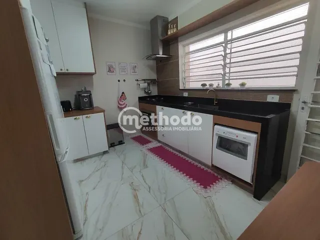 Casa com 330m² 4 quartos e 1 banheiro, à venda, no bairro Vila Nogueira em Campinas
