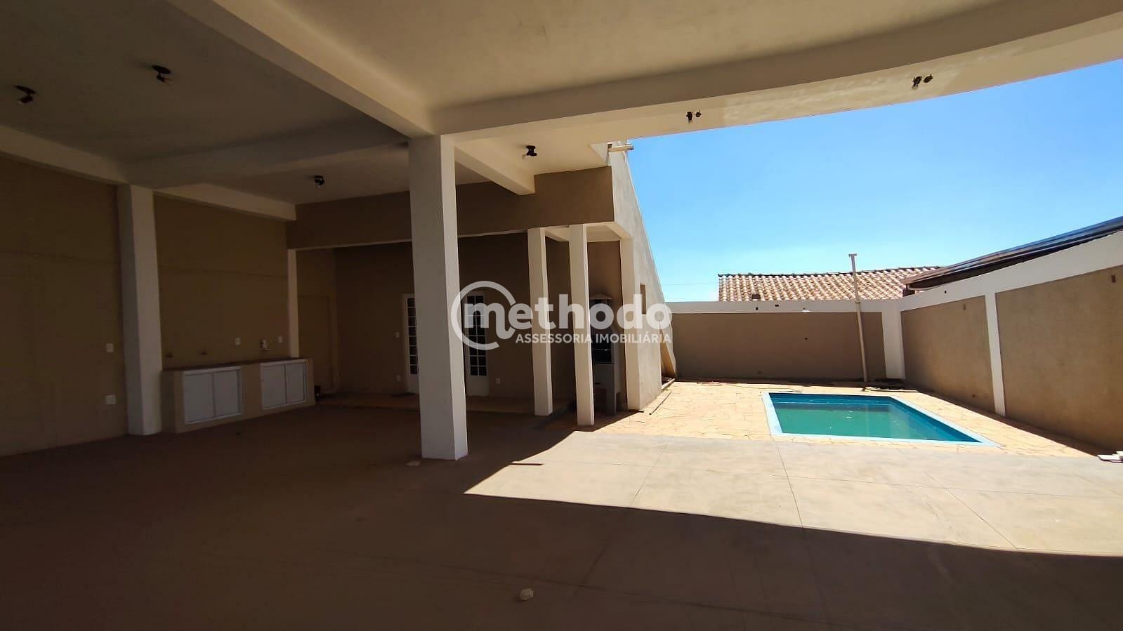 Chácara, 3 quartos, 280 m² - Foto 2