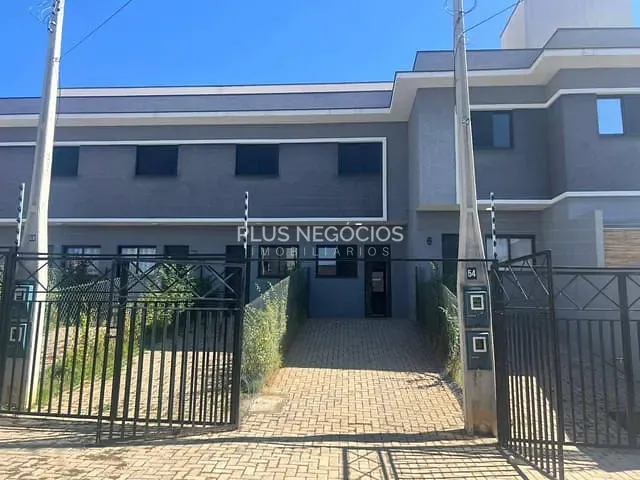 Casa 2 quartos e 2 banheiros, à venda, no bairro Jardim Piazza di Roma em Sorocaba