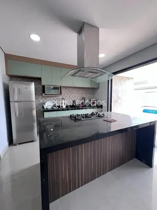 Casa, 3 quartos, 260 m² - Foto 9
