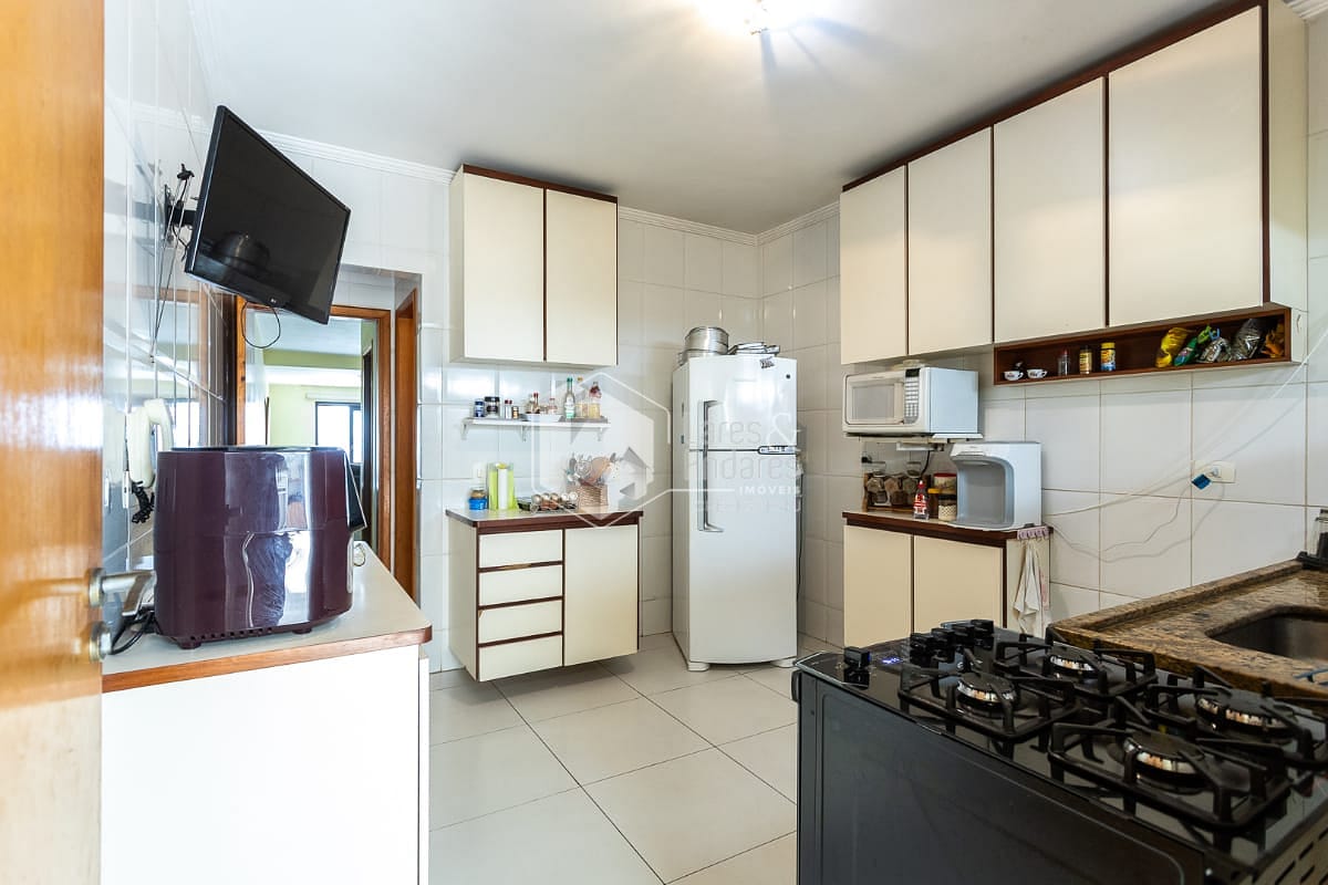 Casa, 4 quartos, 210 m² - Foto 10