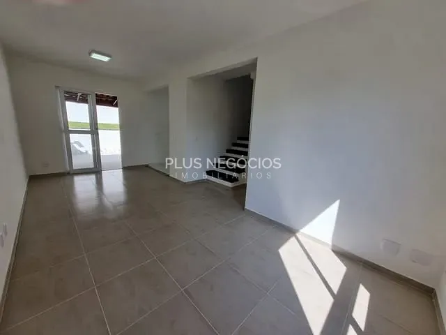Casa com 162m² 3 quartos e 2 banheiros, à venda, no bairro Vossoroca em Votorantim