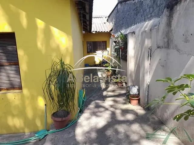 Casa com 300m² 3 quartos e 2 banheiros, à venda, no bairro ROCHDALE em Osasco