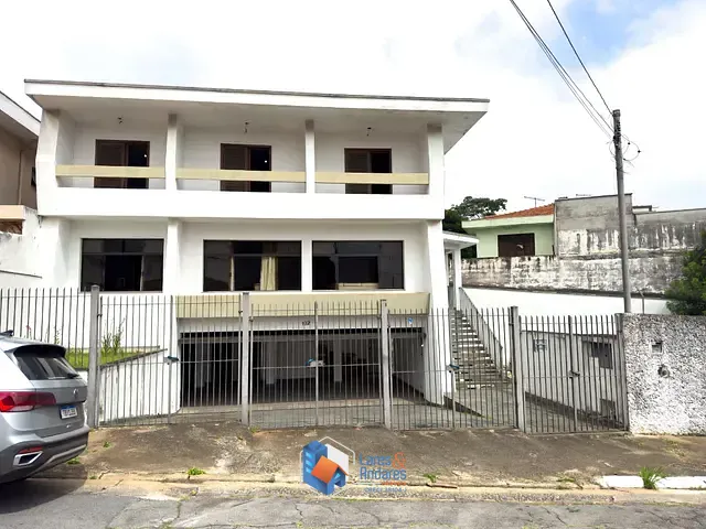 Casa com 400m² 3 quartos e 2 banheiros, à venda, no bairro Vila Marari em São Paulo