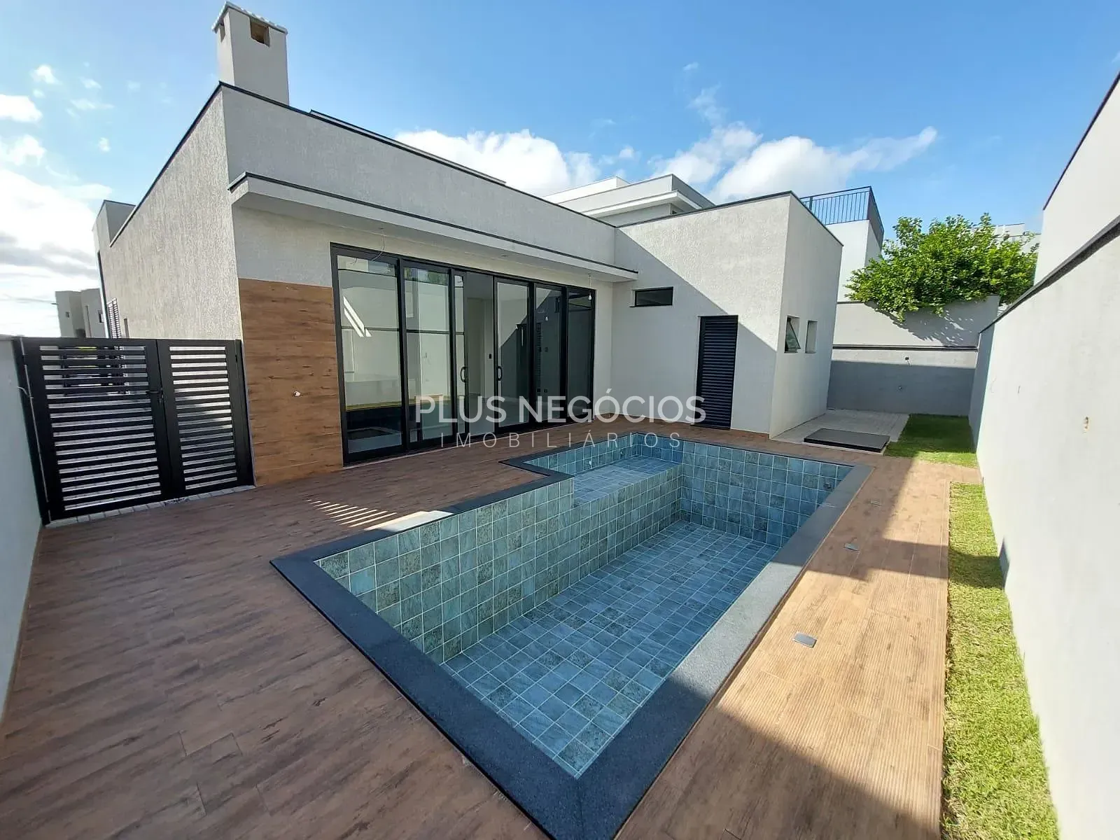 Casa, 3 quartos, 244 m² - Foto 23