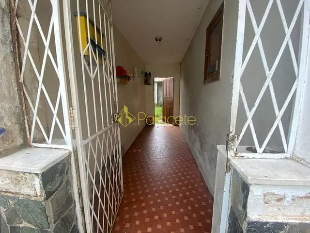 Casa com 180m² 3 quartos e 1 banheiro, à venda, no bairro Santa Rita em Aparecida