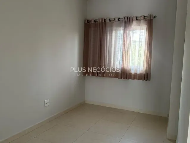 Casa com 185m² 3 quartos e 2 banheiros, à venda, no bairro Loteamento Dinorá Rosa em Sorocaba