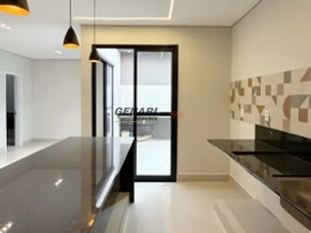 Casa com 200m² 3 quartos e 4 banheiros, à venda, no bairro Loteamento Park Gran Reserve em Indaiatuba
