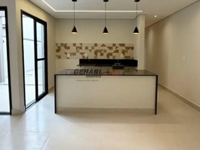 Casa com 200m² 3 quartos e 4 banheiros, à venda, no bairro Loteamento Park Gran Reserve em Indaiatuba