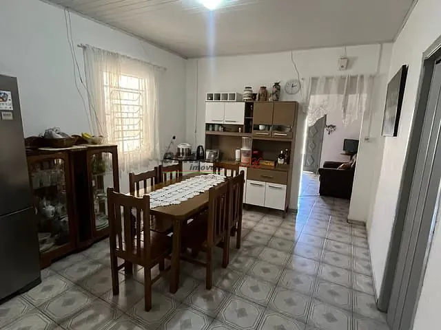 Casa com 300m² 3 quartos e 1 banheiro, à venda, no bairro Centro em Indaiatuba