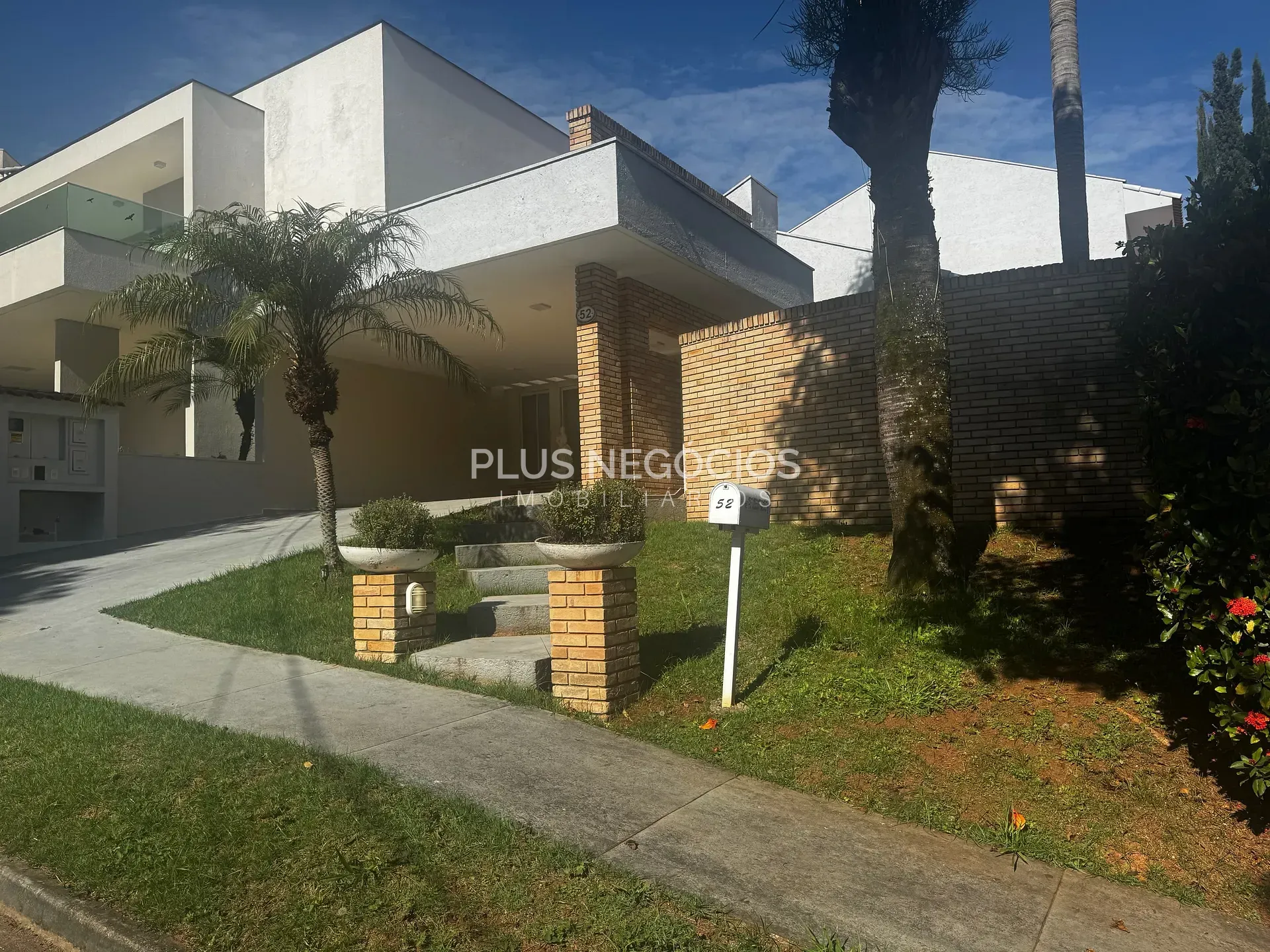 Casa, 3 quartos, 328 m² - Foto 1