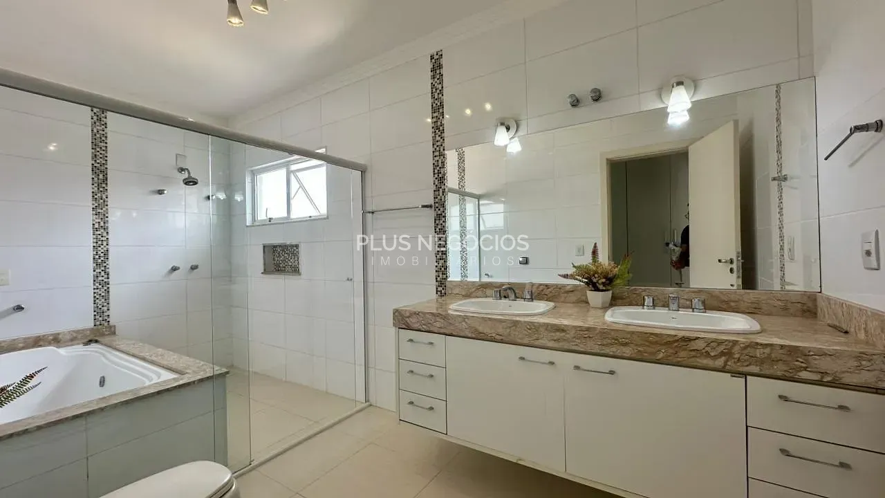 Casa, 3 quartos, 268 m² - Foto 4