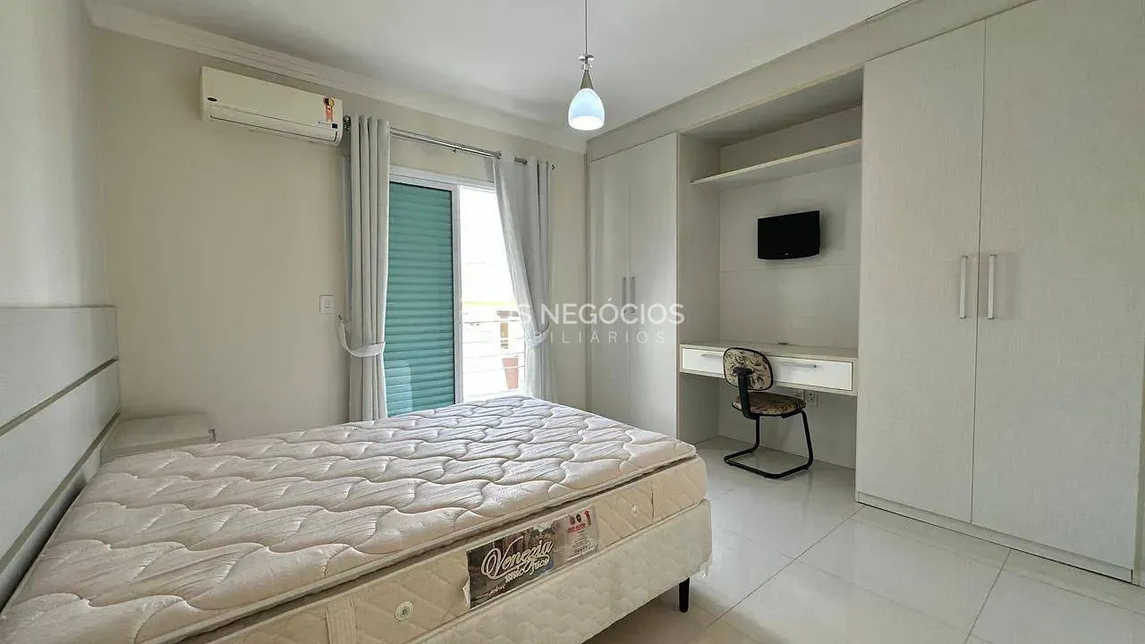 Casa, 3 quartos, 268 m² - Foto 5