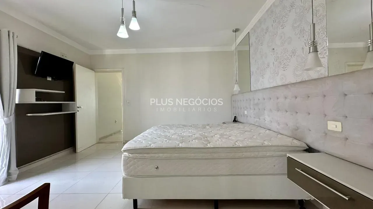 Casa, 3 quartos, 268 m² - Foto 8