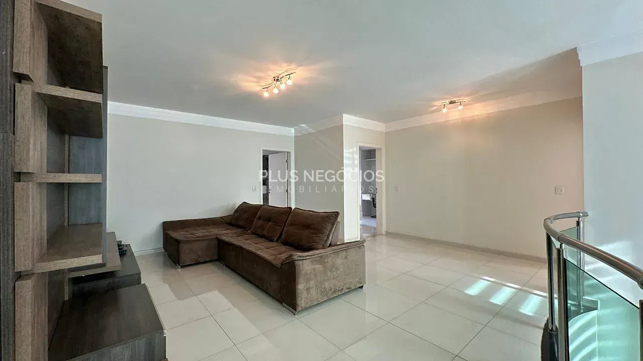 Casa, 3 quartos, 268 m² - Foto 26