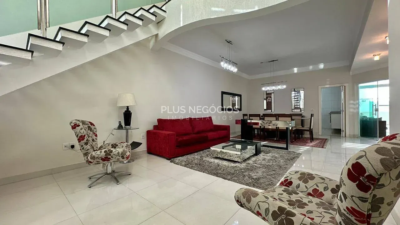 Casa, 3 quartos, 268 m² - Foto 31
